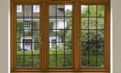 راهنمای جامع انتخاب و نگهداری پنجره چوبی