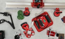 چه ابزار برای کاشی کاری نیاز دارید؟