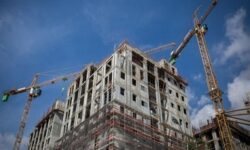 انحصار زمین و گرانی مسکن