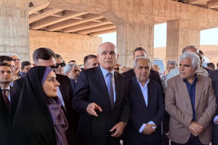 صادق: تصمیمات دوردست مانع ارتباطات ایران و آذربایجان نمی‌شود