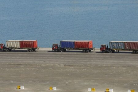 ترانزیت ۹.۵ میلیون تُن کالا در شبکه جاده‌ای کشور