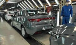 بنزین ۵هزار تومانی بازار خودرو را تکان خواهد داد؟