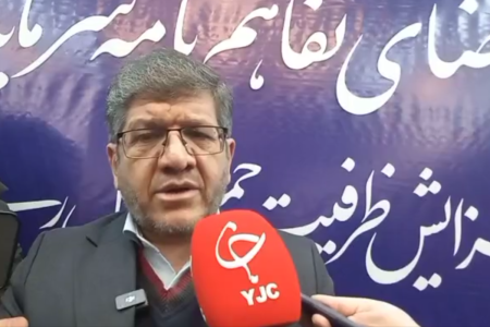 اولین محموله واردات خودرو شامل ۶ هزار دستگاه وارد بندر آپرین می‌شود