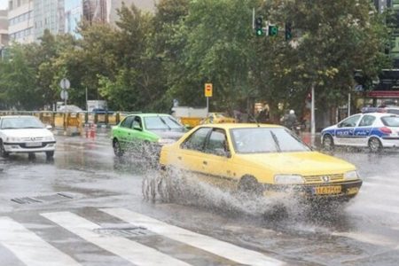 بارش باران در نوار شرقی و غربی کشور/ افزایش نسبی دما از دوشنبه